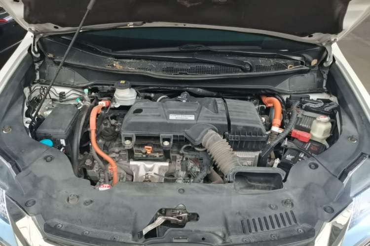 Used Honda Elysion 2019 2.0L Hybrid Luxury Edition Engine Bay