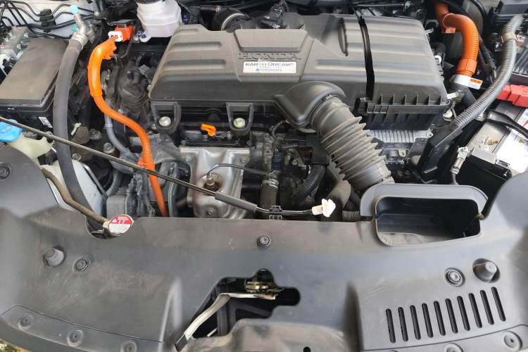 Used Honda Elysion 2019 2.0L Hybrid Luxury Edition Engine Bay