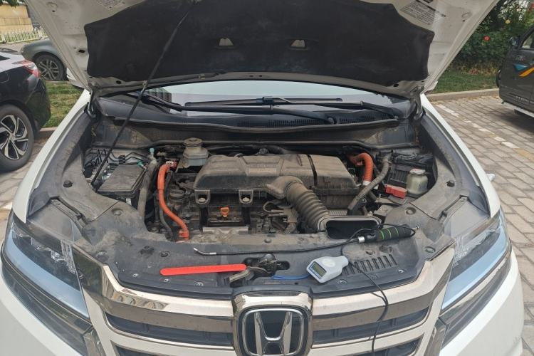 Used Honda Elysion 2019 2.0L Hybrid Supreme Edition Engine Bay