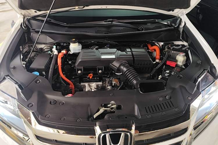Used Honda Elysion 2019 2.0L Hybrid Luxury Edition Engine Bay