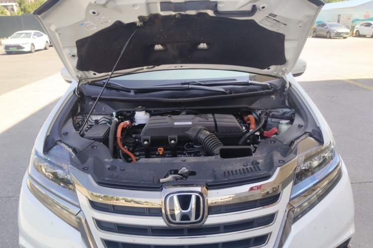 Used Honda Elysion 2019 2.0L Hybrid Luxury Edition Engine Bay