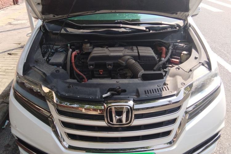 Used Honda Elysion 2019 2.0L Hybrid Supreme Edition Engine Bay