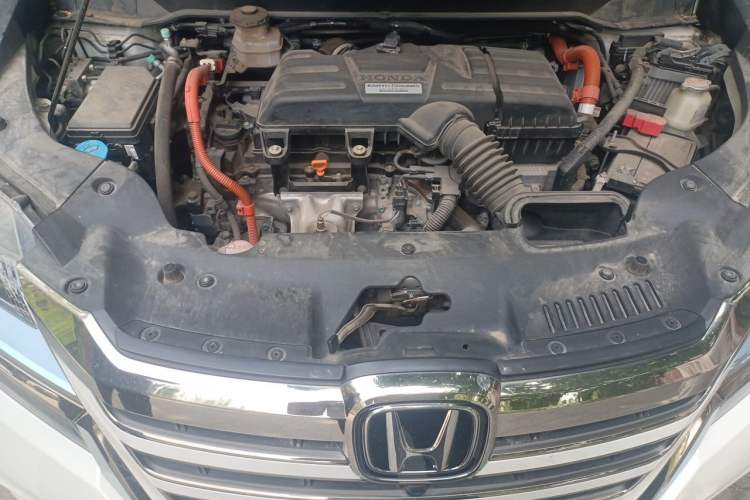 Used Honda Elysion 2019 2.0L Hybrid Supreme Edition Engine Bay