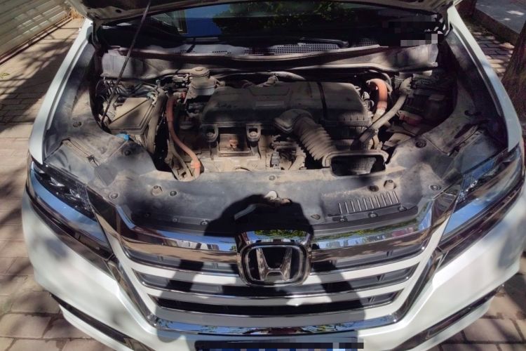 Used Honda Elysion 2019 2.0L Hybrid Comfort Edition Engine Bay