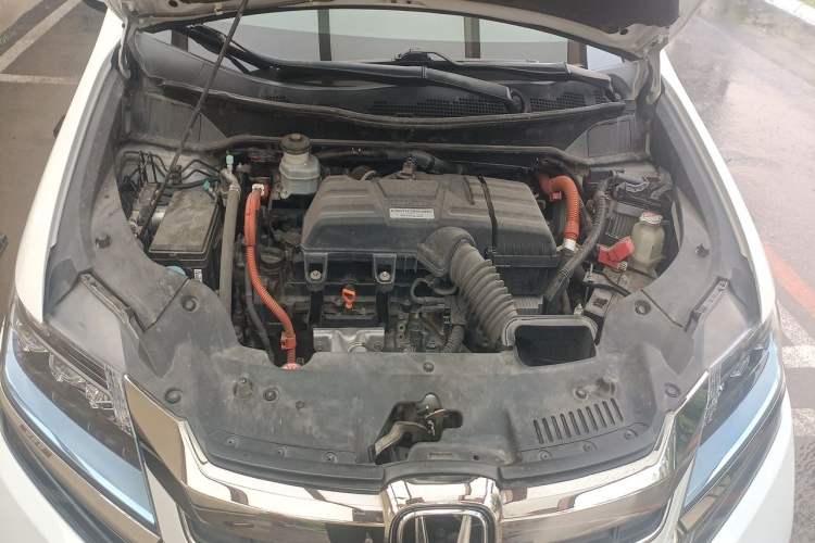 Used Honda Elysion 2019 2.0L Hybrid Luxury Edition Engine Bay