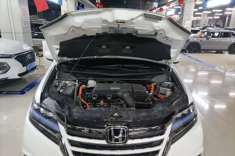 Used Honda Elysion 2019 2.0L Hybrid Luxury Edition Engine Bay