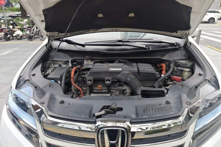 Used Honda Elysion 2019 2.0L Hybrid Luxury Edition Engine Bay