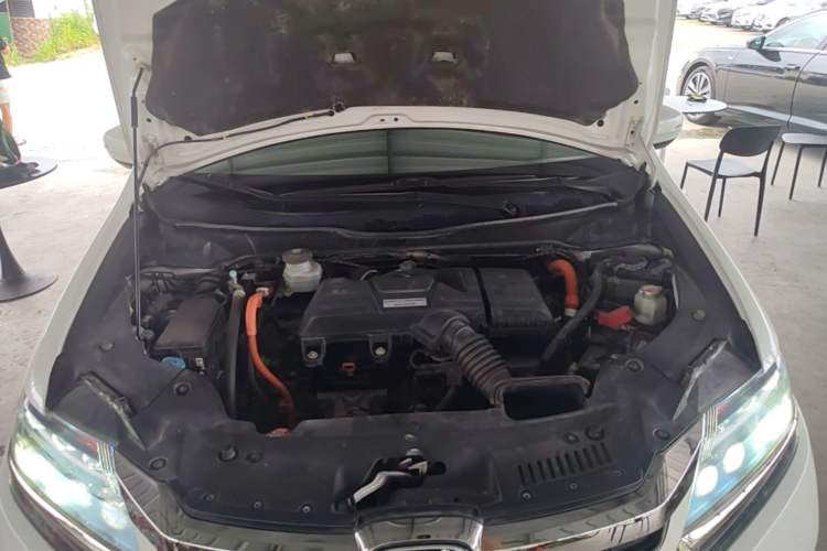 Used Honda Elysion 2019 2.0L Hybrid Luxury Edition Engine Bay