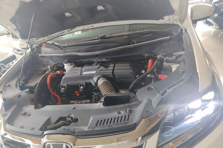 Used Honda Elysion 2019 2.0L Hybrid Luxury Edition Engine Bay