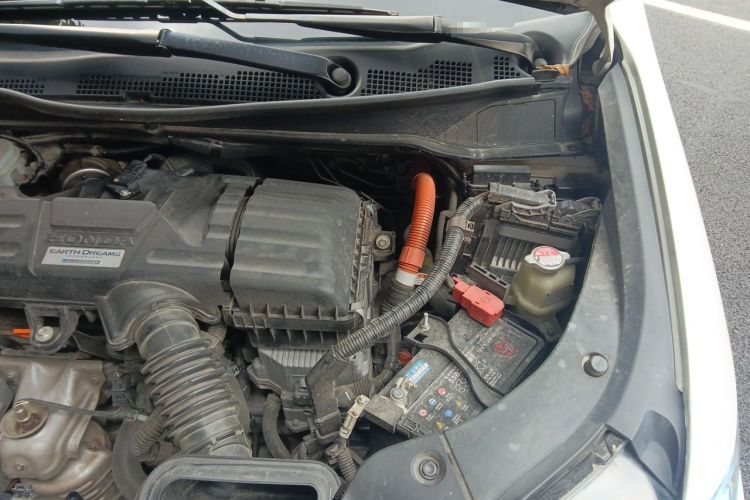 Used Honda Elysion 2019 2.0L Hybrid Luxury Edition Engine Bay Left