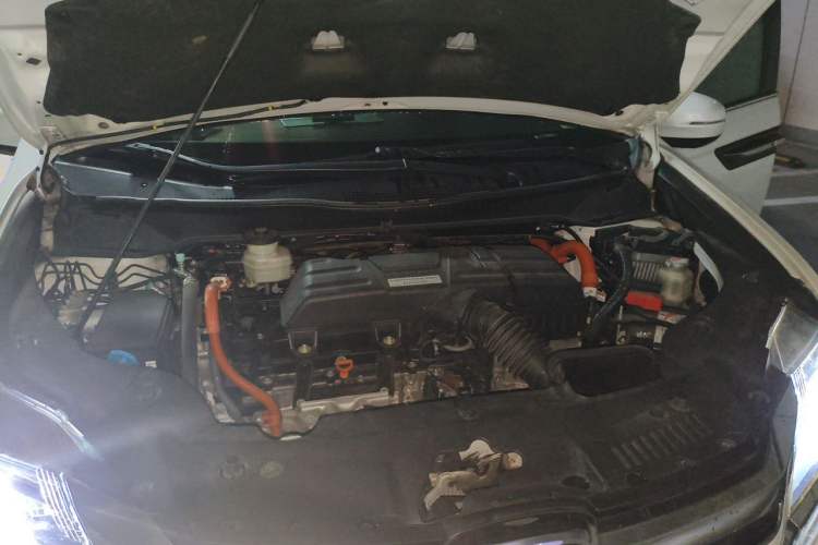 Used Honda Elysion 2019 2.0L Hybrid Luxury Edition Engine Bay Left
