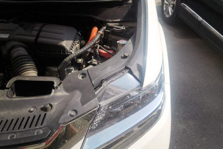 Used Honda Elysion 2019 2.0L Hybrid Luxury Edition Engine Bay Left