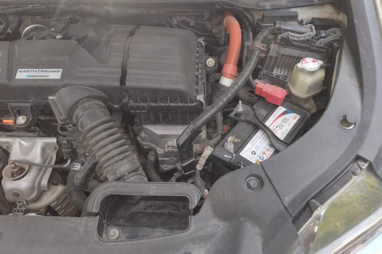 Used Honda Elysion 2019 2.0L Hybrid Luxury Edition Engine Bay Left