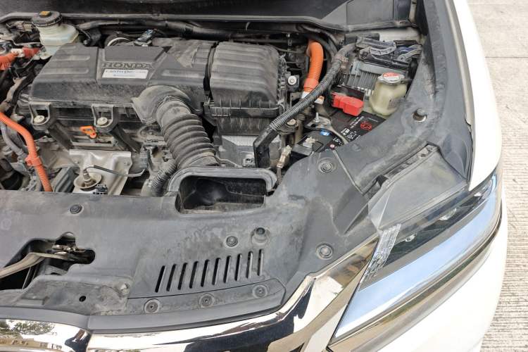 Used Honda Elysion 2019 2.0L Hybrid Luxury Edition Engine Bay Left