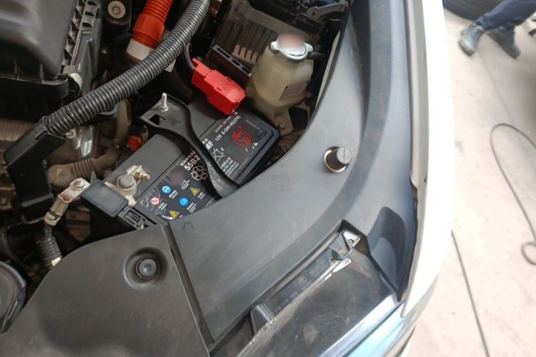Used Honda Elysion 2019 2.0L Hybrid Luxury Edition Engine Bay Left