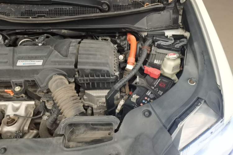 Used Honda Elysion 2019 2.0L Hybrid Luxury Edition Engine Bay Left