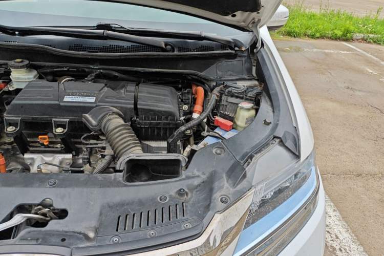 Used Honda Elysion 2019 2.0L Hybrid Supreme Edition Engine Bay Left