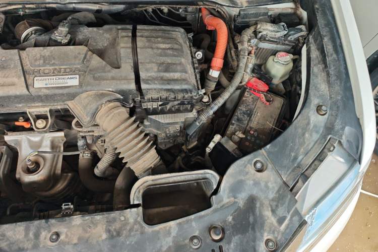 Used Honda Elysion 2019 2.0L Hybrid Luxury Edition Engine Bay Left