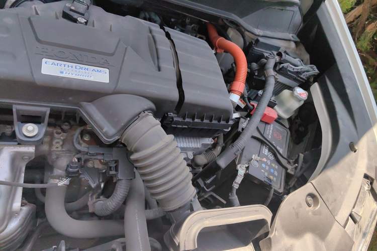 Used Honda Elysion 2019 2.0L Hybrid Luxury Edition Engine Bay Left