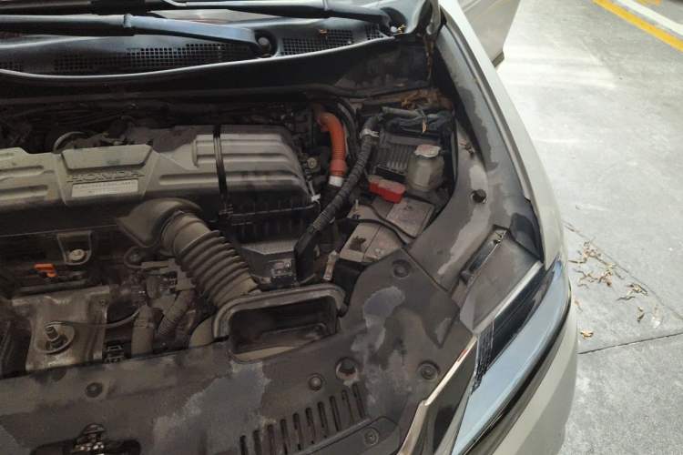 Used Honda Elysion 2019 2.0L Hybrid Supreme Edition Engine Bay Left