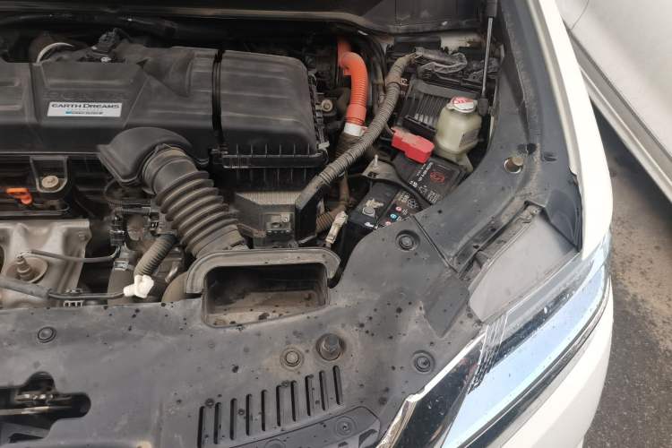 Used Honda Elysion 2019 2.0L Hybrid Luxury Edition Engine Bay Left