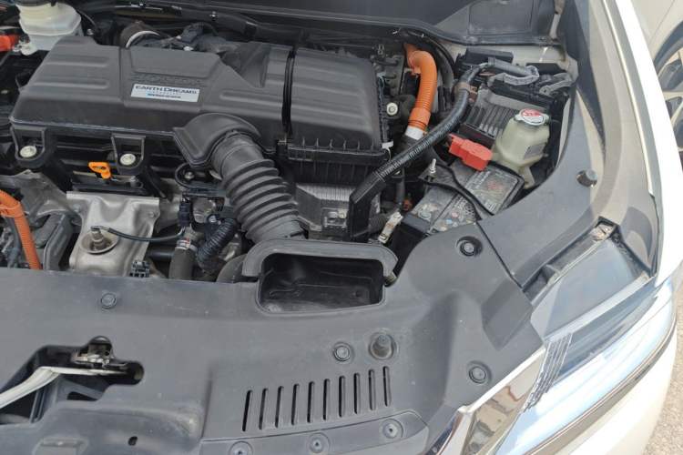 Used Honda Elysion 2019 2.0L Hybrid Supreme Edition Engine Bay Left