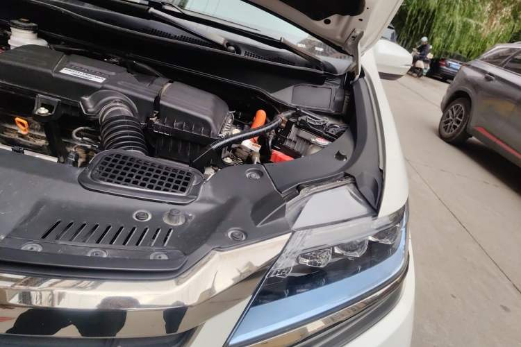 Used Honda Elysion 2019 2.0L Hybrid Luxury Edition Engine Bay Left
