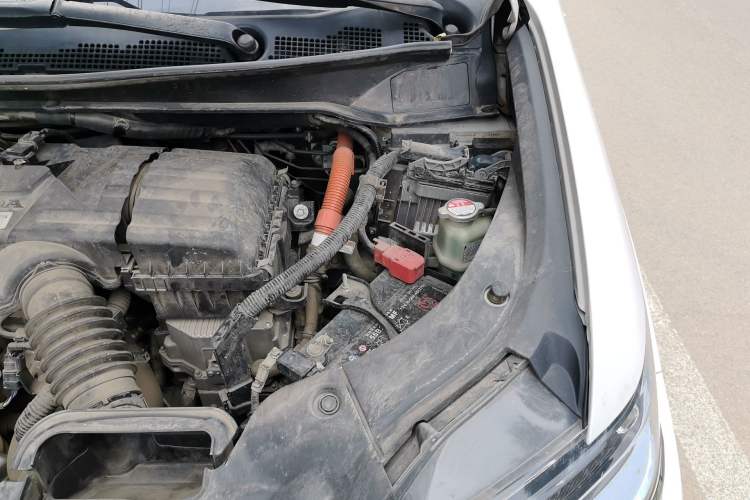 Used Honda Elysion 2019 2.0L Hybrid Luxury Edition Engine Bay Left