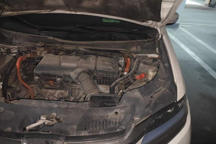 Used Honda Elysion 2019 2.0L Hybrid Luxury Edition Engine Bay Left