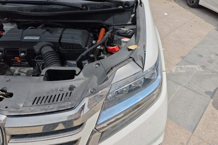 Used Honda Elysion 2019 2.0L Hybrid Luxury Edition Engine Bay Left