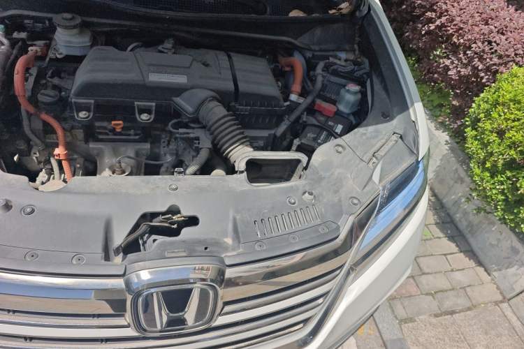 Used Honda Elysion 2019 2.0L Hybrid Luxury Edition Engine Bay Left