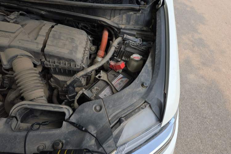 Used Honda Elysion 2019 2.0L Hybrid Luxury Edition Engine Bay Left