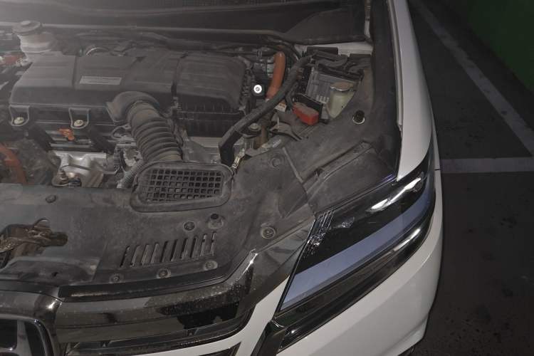 Used Honda Elysion 2019 2.0L Hybrid Luxury Edition Engine Bay Left