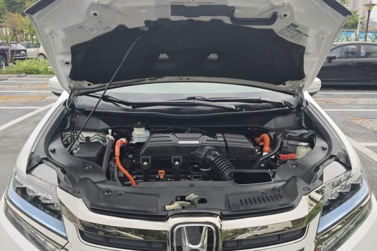 Used Honda Elysion 2019 2.0L Hybrid Luxury Edition Engine Bay