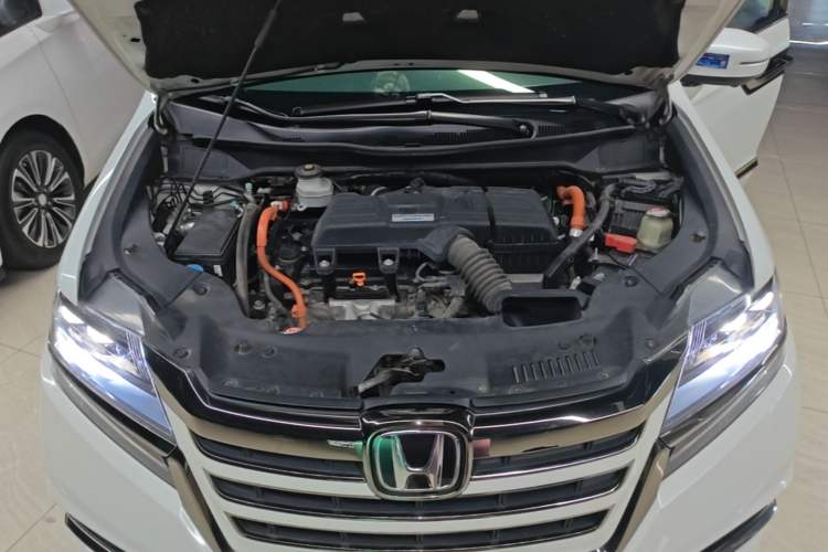 Used Honda Elysion 2019 2.0L Hybrid Luxury Edition Engine Bay