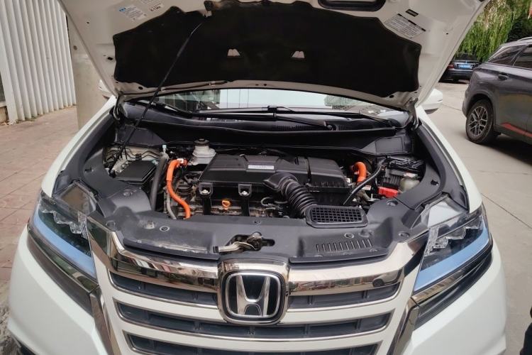 Used Honda Elysion 2019 2.0L Hybrid Luxury Edition Engine Bay