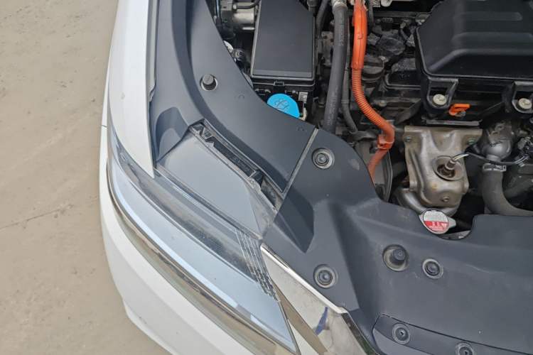 Used Honda Elysion 2019 2.0L Hybrid Supreme Edition Engine Bay Right