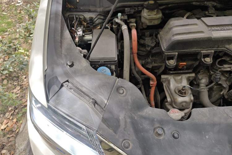 Used Honda Elysion 2019 2.0L Hybrid Luxury Edition Engine Bay Right