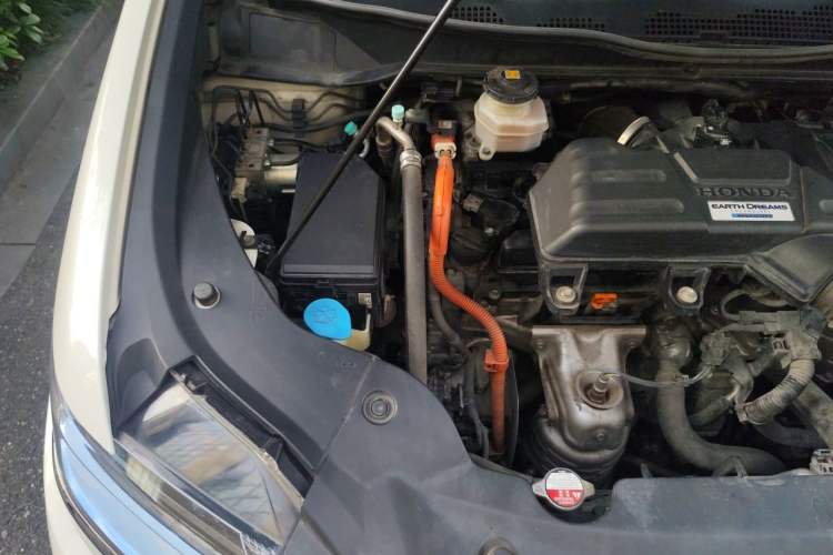 Used Honda Elysion 2019 2.0L Hybrid Supreme Edition Engine Bay Right