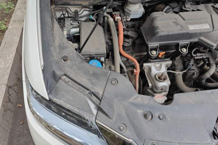 Used Honda Elysion 2019 2.0L Hybrid Luxury Edition Engine Bay Right