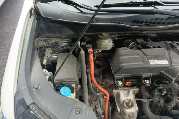 Used Honda Elysion 2019 2.0L Hybrid Luxury Edition Engine Bay Right