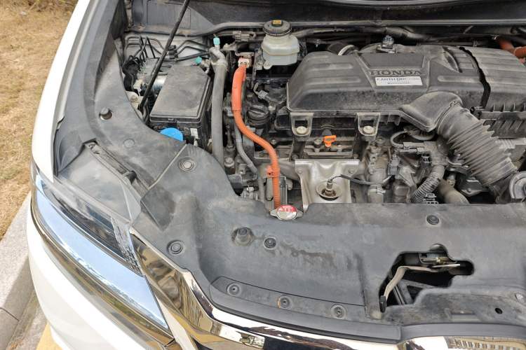 Used Honda Elysion 2019 2.0L Hybrid Luxury Edition Engine Bay Right