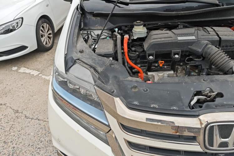 Used Honda Elysion 2019 2.0L Hybrid Supreme Edition Engine Bay Right
