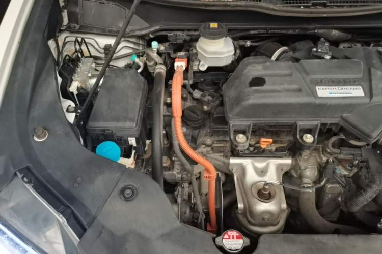 Used Honda Elysion 2019 2.0L Hybrid Luxury Edition Engine Bay Right