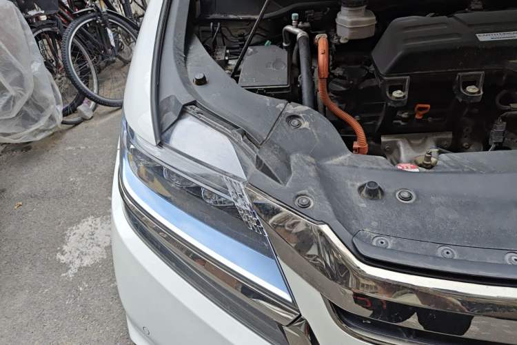 Used Honda Elysion 2019 2.0L Hybrid Supreme Edition Engine Bay Right