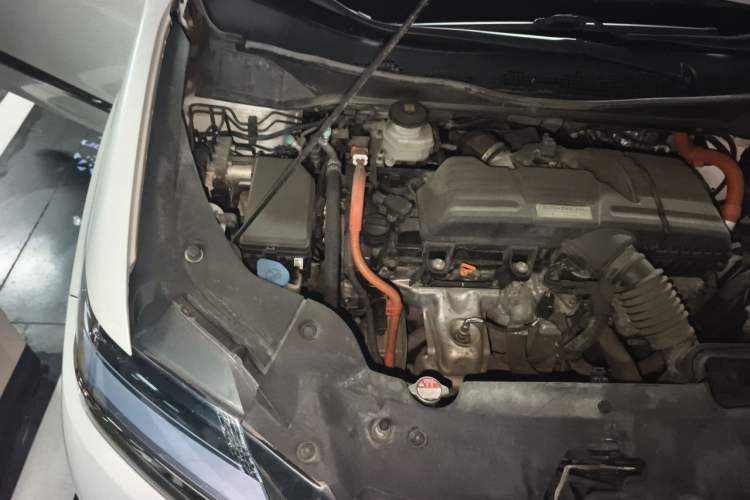 Used Honda Elysion 2019 2.0L Hybrid Luxury Edition Engine Bay Right