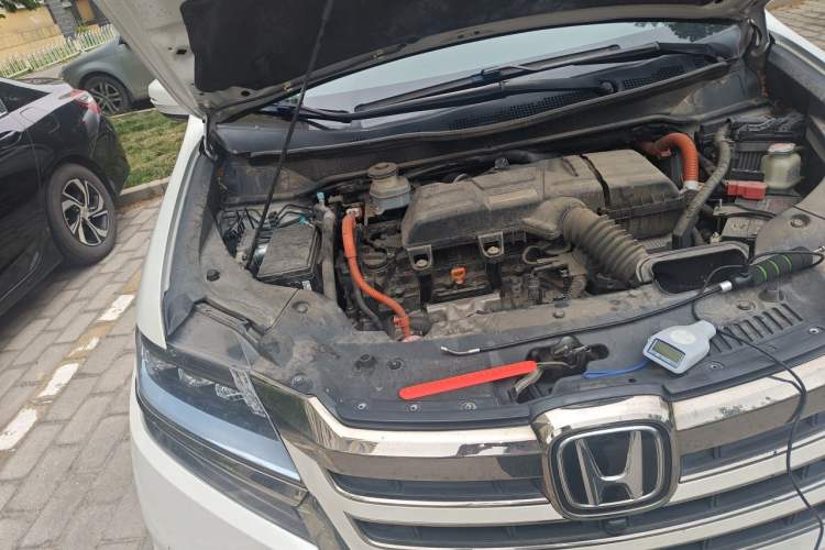 Used Honda Elysion 2019 2.0L Hybrid Supreme Edition Engine Bay Right