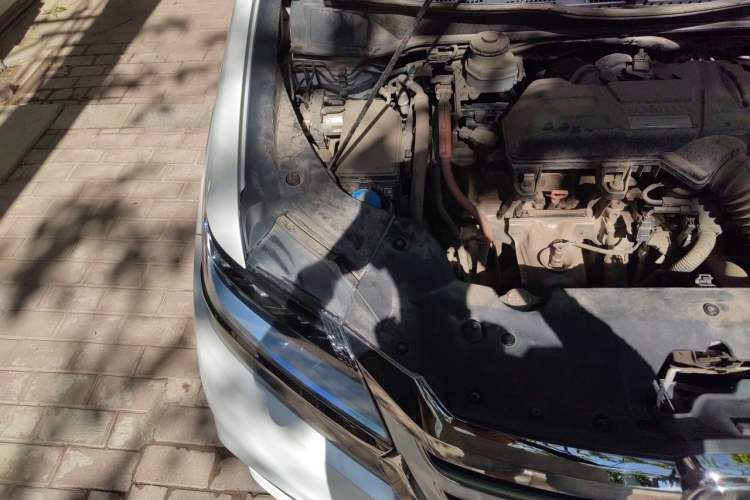 Used Honda Elysion 2019 2.0L Hybrid Comfort Edition Engine Bay Right