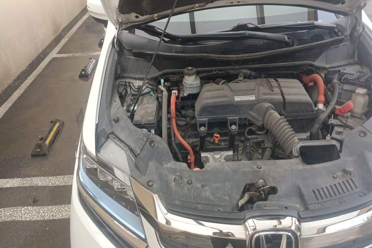 Used Honda Elysion 2019 2.0L Hybrid Luxury Edition Engine Bay Right