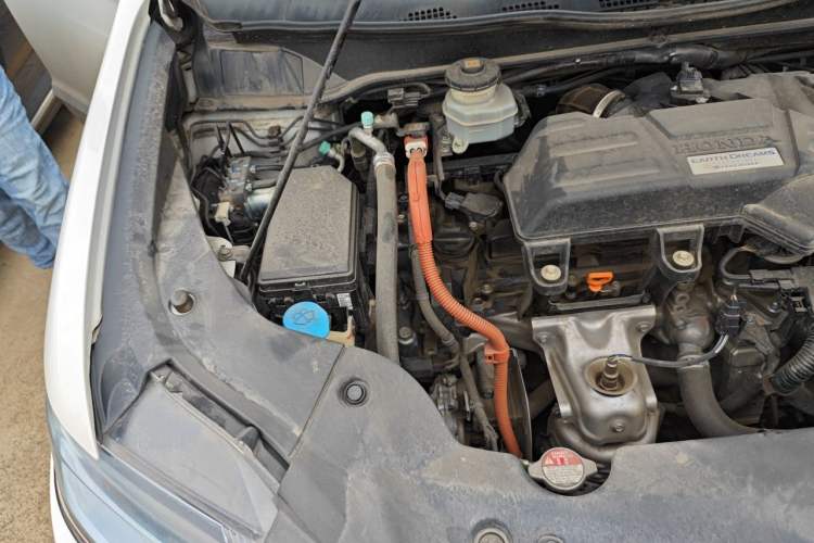 Used Honda Elysion 2019 2.0L Hybrid Luxury Edition Engine Bay Right